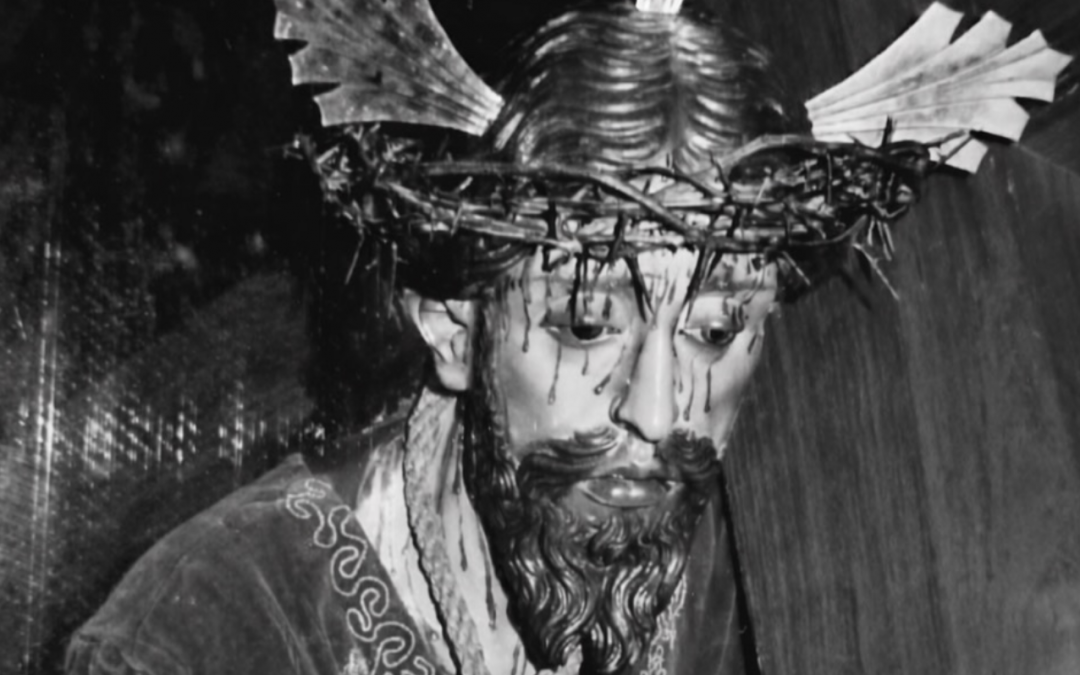 Potencias, mediocridad y una Semana Santa detenida en lo mínimo