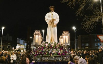 El vía Crucis del Cautivo lleva la Cuaresma al polígono